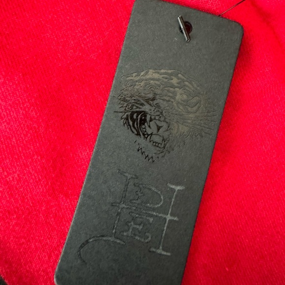 #254 (NWT) (AUTHENTIC) ED HARDY HOODIE. Red and gold colors. - Picture 10 of 14